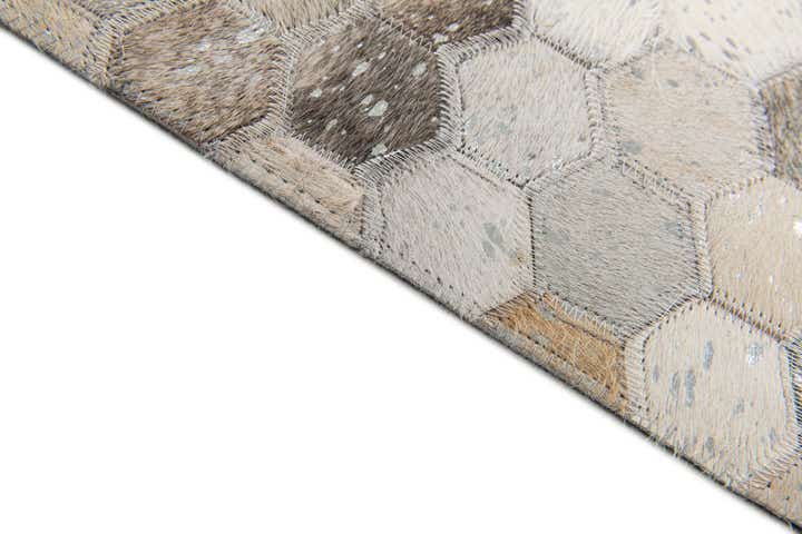 4' 11 x 7' 11 Cowhide Stocks Rug