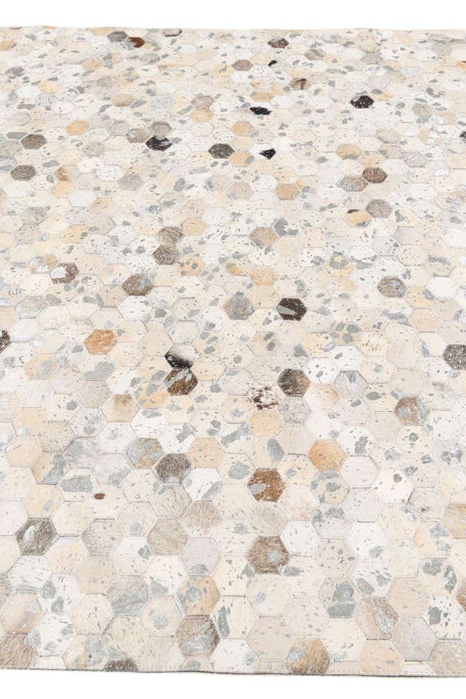 5' 1 x 8' Cowhide Stocks Rug