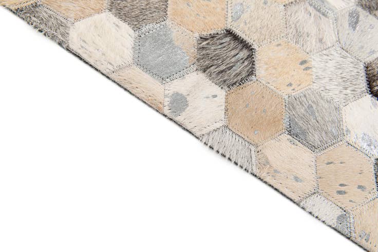 Detail image of 5' x 8' Cowhide Stocks Rug