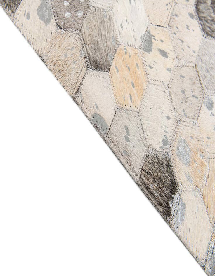 Detail image of 5' 1 x 8' 2 Cowhide Stocks Rug