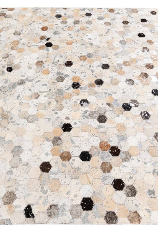 Detail image of 5' x 8' Cowhide Stocks Rug