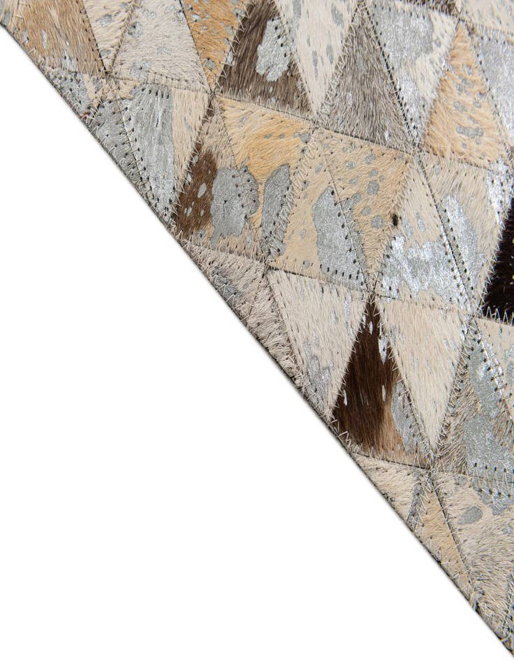 Detail image of 5' 4 x 7' 5 Cowhide Stocks Rug