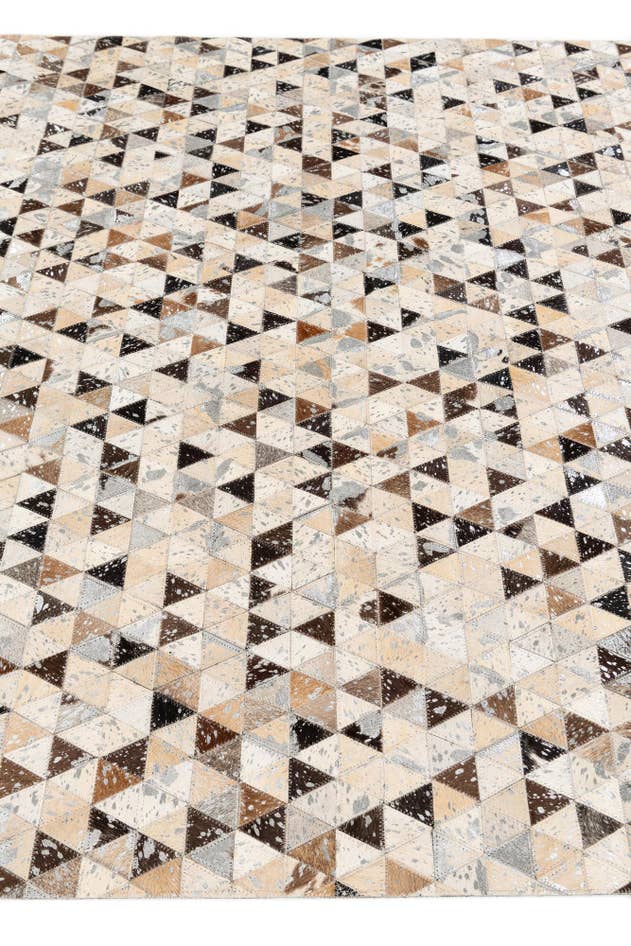 Detail image of 5' 2 x 7' 7 Cowhide Stocks Rug