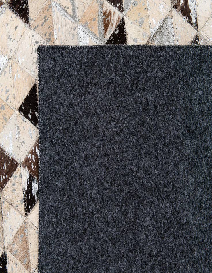 Detail image of 5' 2 x 7' 7 Cowhide Stocks Rug