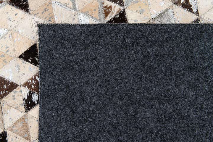 5' 2 x 7' 7 Cowhide Stocks Rug