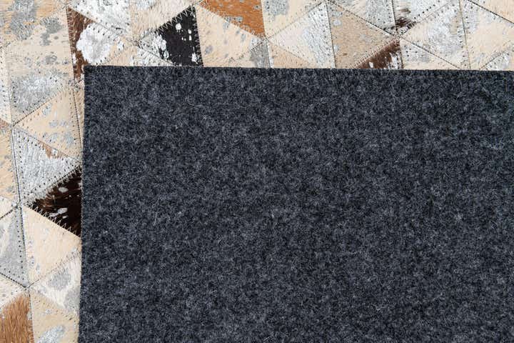 5' 3 x 7' 7 Cowhide Stocks Rug