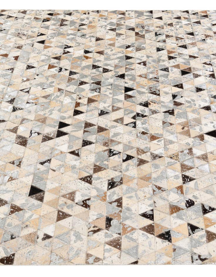 Detail image of 5' 3 x 7' 5 Cowhide Stocks Rug