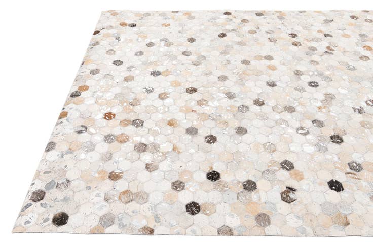Detail image of 5' x 8' 1 Cowhide Stocks Rug