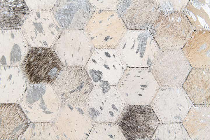 5' x 8' 1 Cowhide Stocks Rug