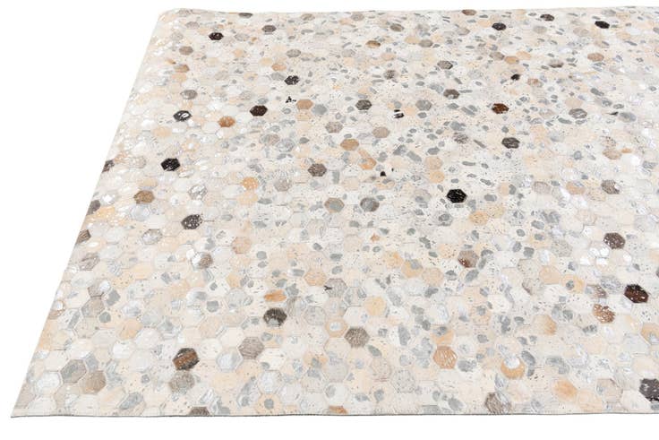 Detail image of 5' x 8' Cowhide Stocks Rug