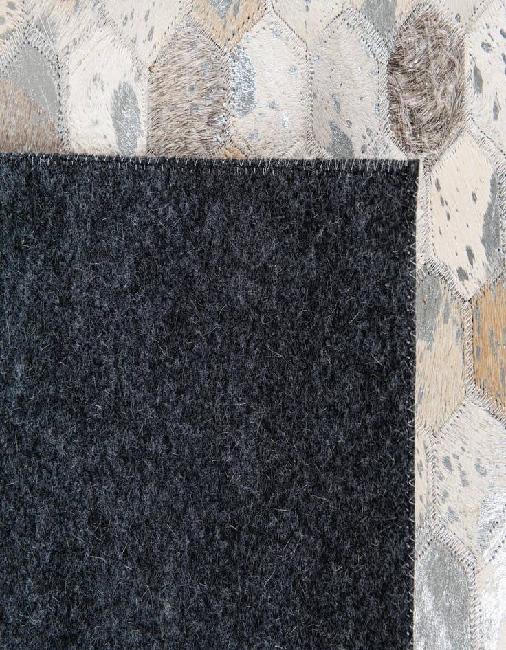 Detail image of 5' x 8' Cowhide Stocks Rug