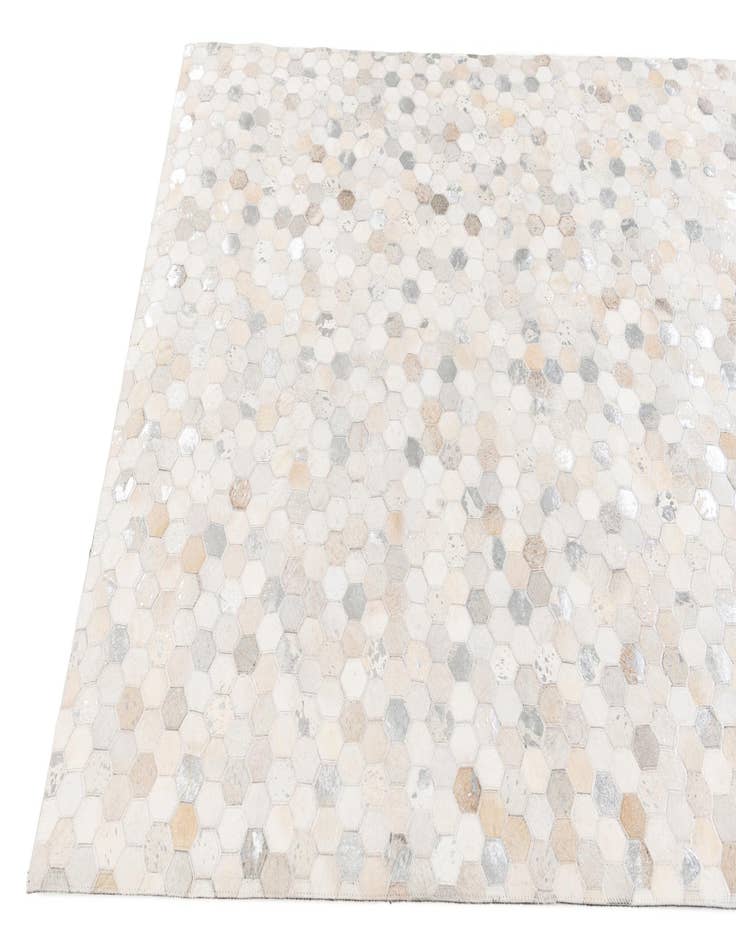 Detail image of 5' x 7' 11 Cowhide Stocks Rug