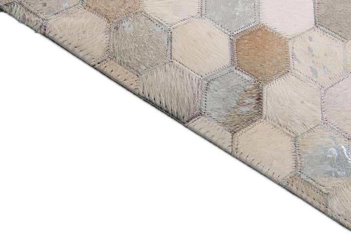 5' x 7' 11 Cowhide Stocks Rug