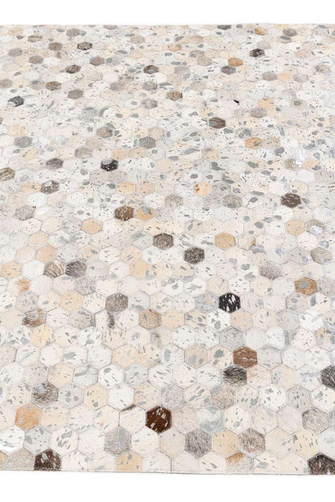 5' 1 x 8' Cowhide Stocks Rug