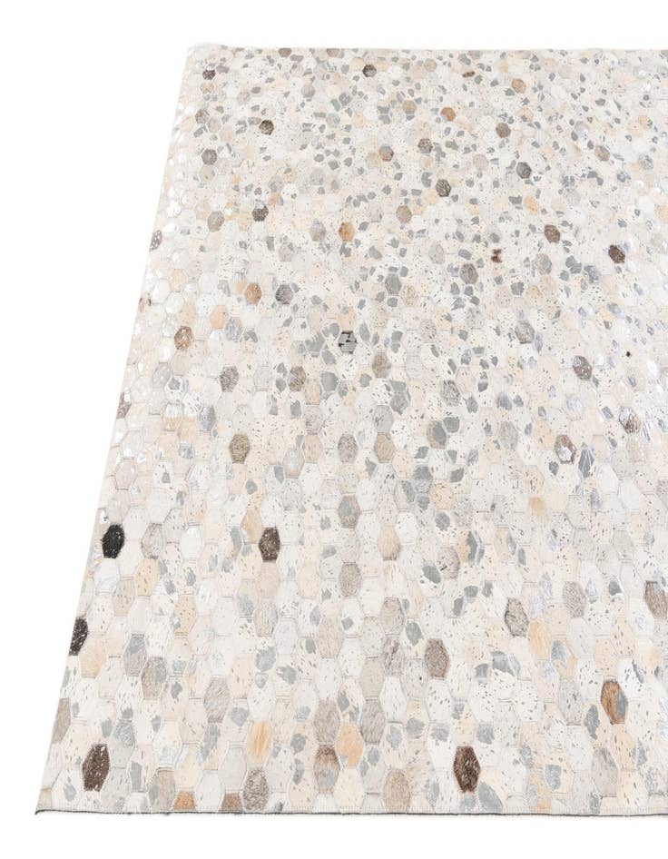 Detail image of 5' 1 x 8' 1 Cowhide Stocks Rug