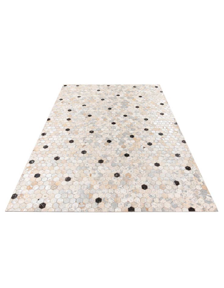 Detail image of 5' 5 x 7' 9 Cowhide Stocks Rug