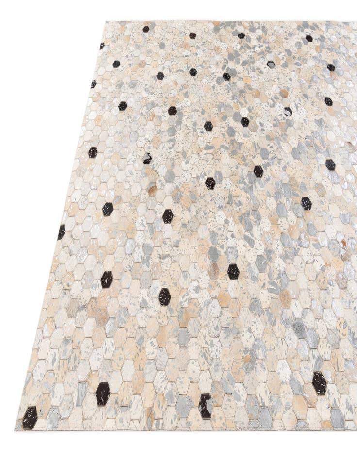 Detail image of 5' 5 x 7' 8 Cowhide Stocks Rug