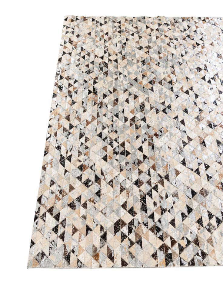 Detail image of 5' 3 x 7' 6 Cowhide Stocks Rug