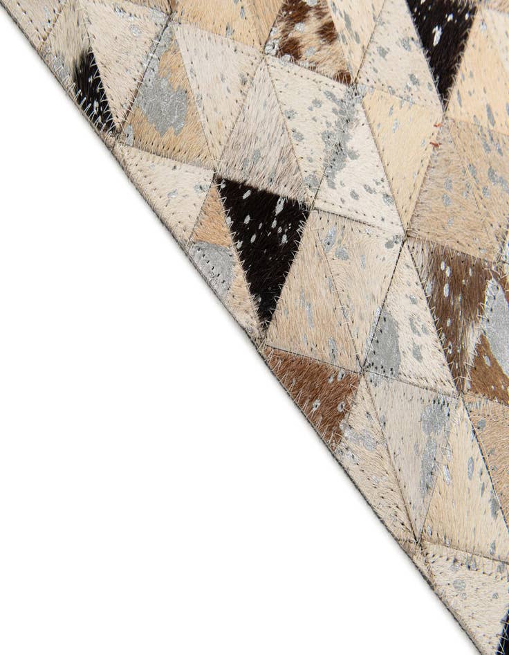 Detail image of 5' 2 x 7' 7 Cowhide Stocks Rug