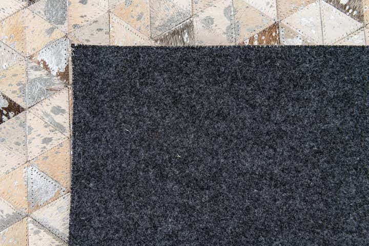 5' 2 x 7' 7 Cowhide Stocks Rug