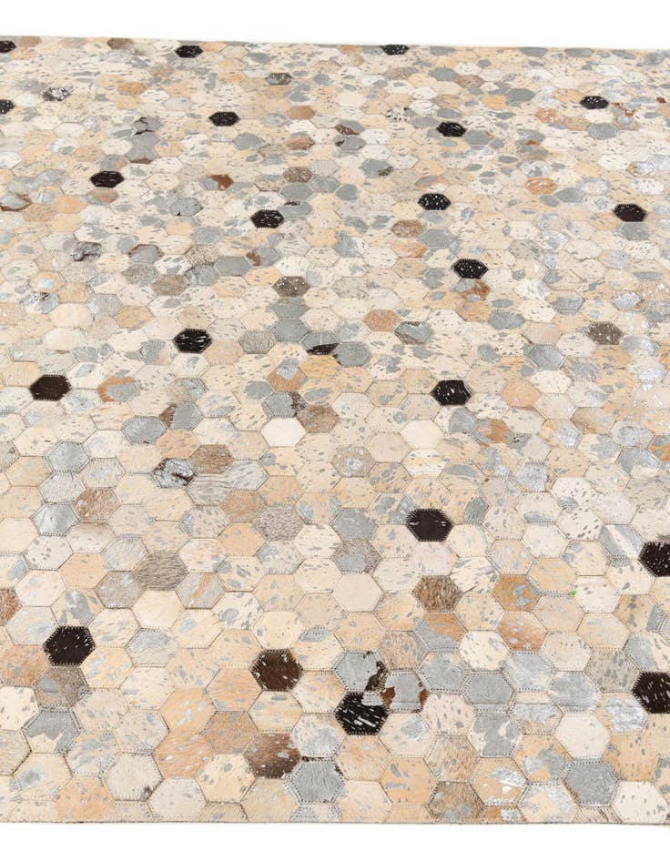 Detail image of 5' 4 x 7' 7 Cowhide Stocks Rug