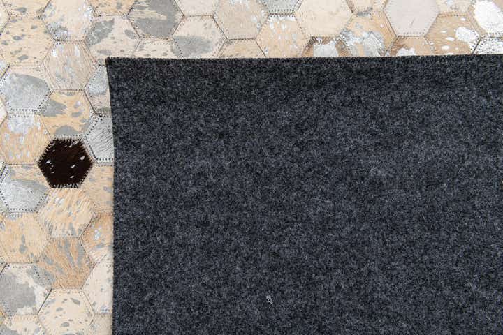 5' 4 x 7' 7 Cowhide Stocks Rug