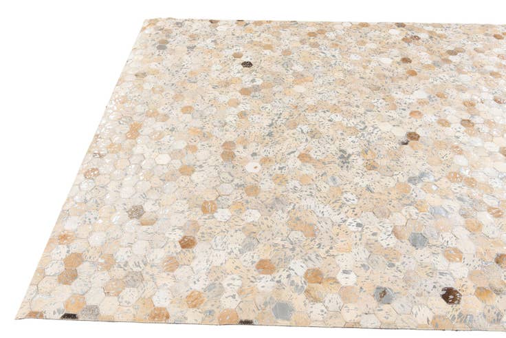 Detail image of 5' 4 x 7' 9 Cowhide Stocks Rug