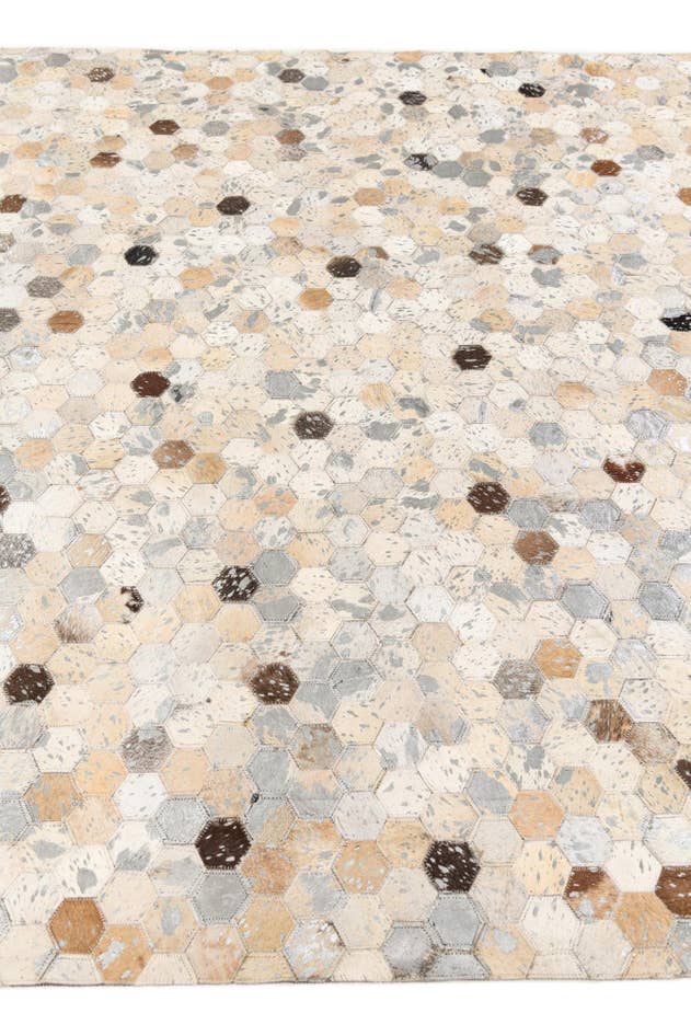 Detail image of 5' 6 x 7' 8 Cowhide Stocks Rug