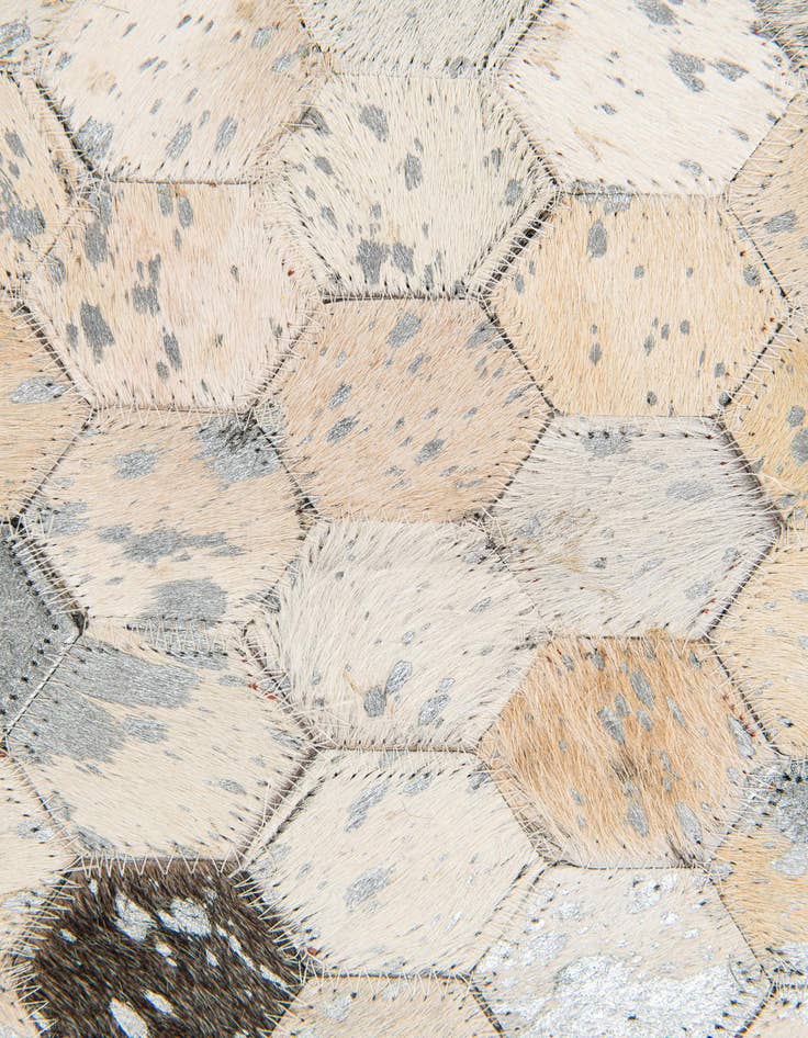 Detail image of 5' 6 x 7' 8 Cowhide Stocks Rug