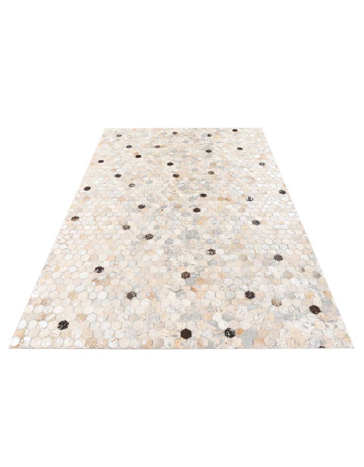 Detail image of 5' 3 x 7' 7 Cowhide Stocks Rug