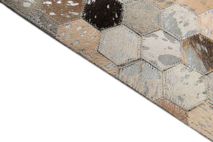 5' 2 x 7' 6 Cowhide Stocks Rug