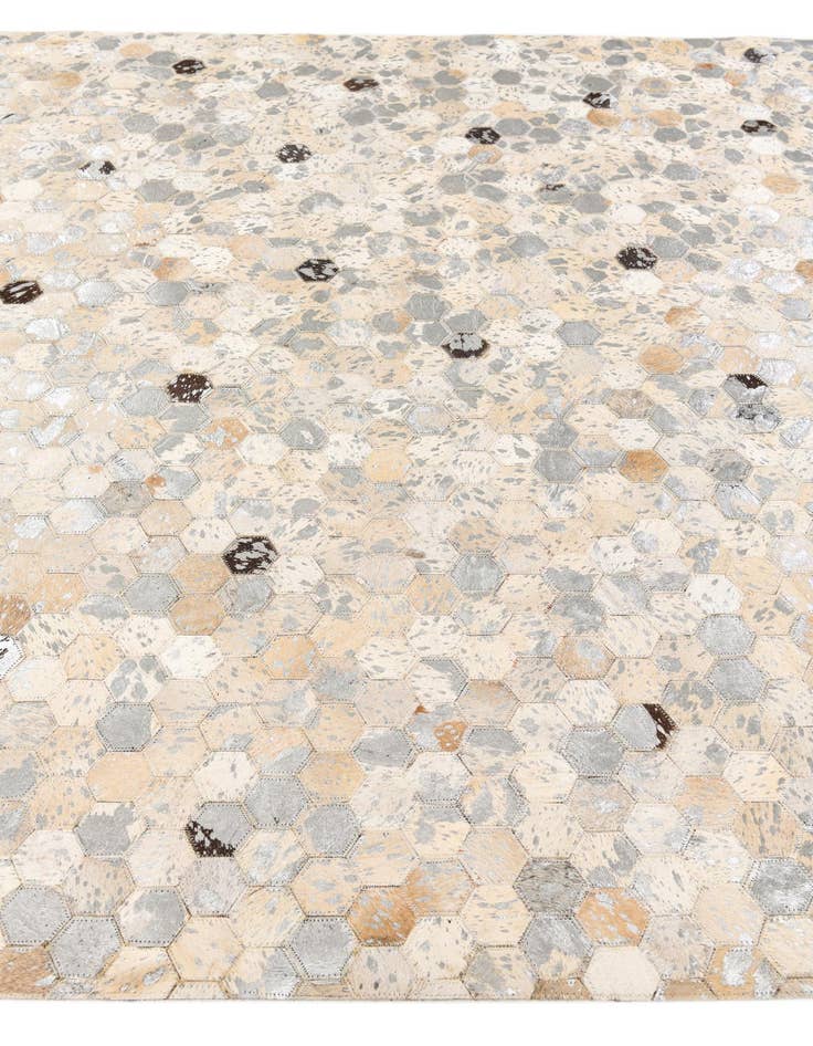 Detail image of 5' 3 x 7' 8 Cowhide Stocks Rug