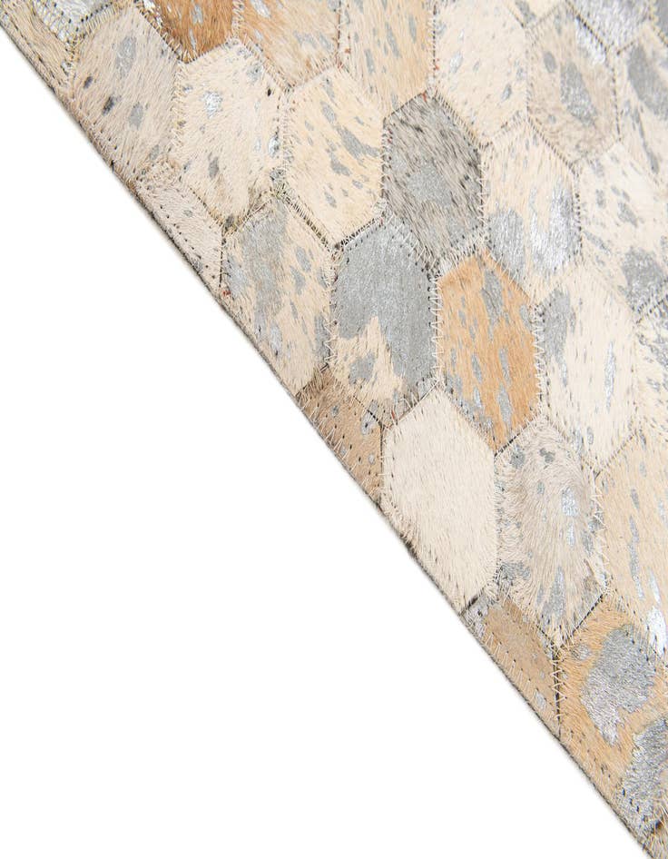 Detail image of 5' 3 x 7' 8 Cowhide Stocks Rug