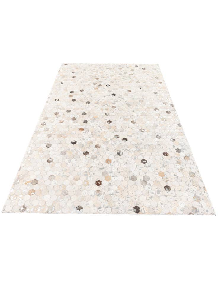 Detail image of 5' x 7' 11 Cowhide Stocks Rug