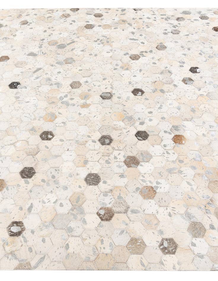 Detail image of 5' x 7' 11 Cowhide Stocks Rug