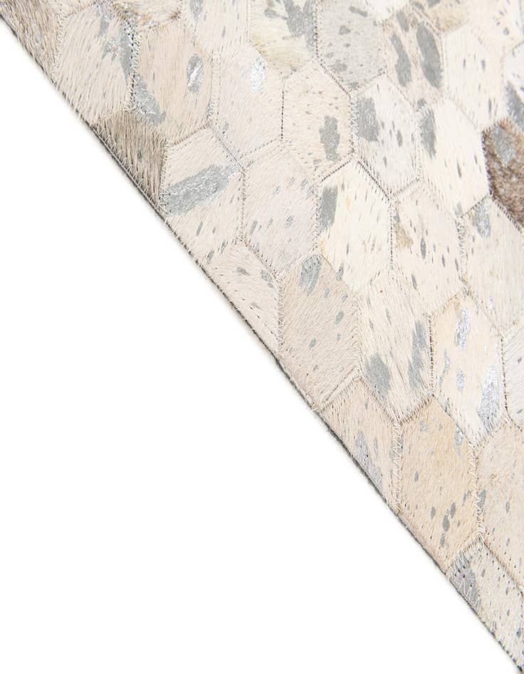 Detail image of 5' x 7' 11 Cowhide Stocks Rug
