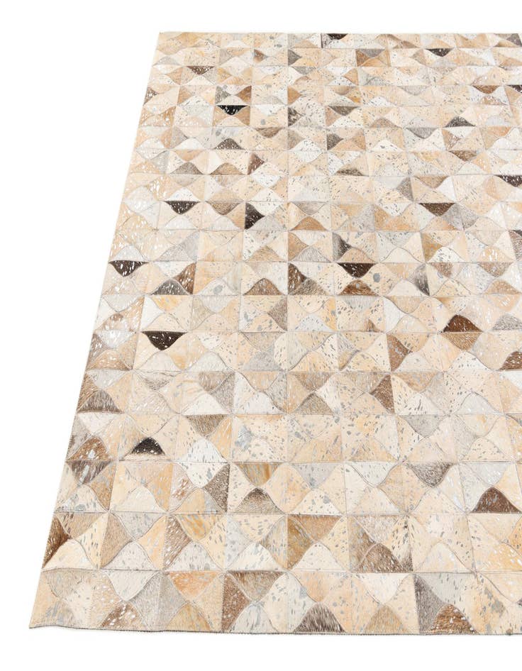 Detail image of 5' 3 x 7' 7 Cowhide Stocks Rug