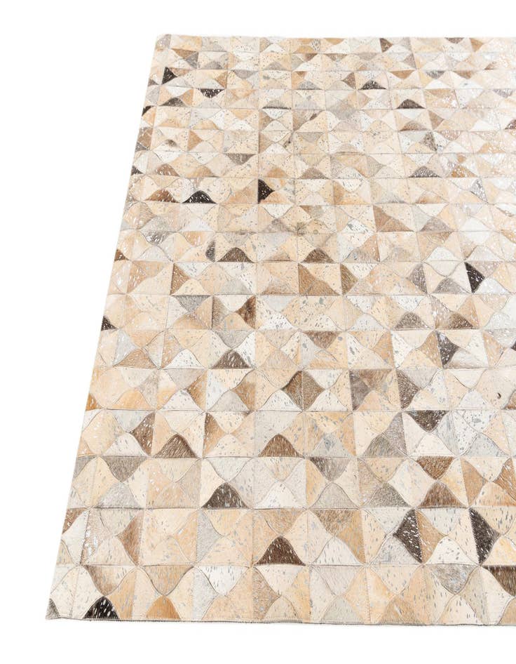 Detail image of 5' 4 x 7' 6 Cowhide Stocks Rug