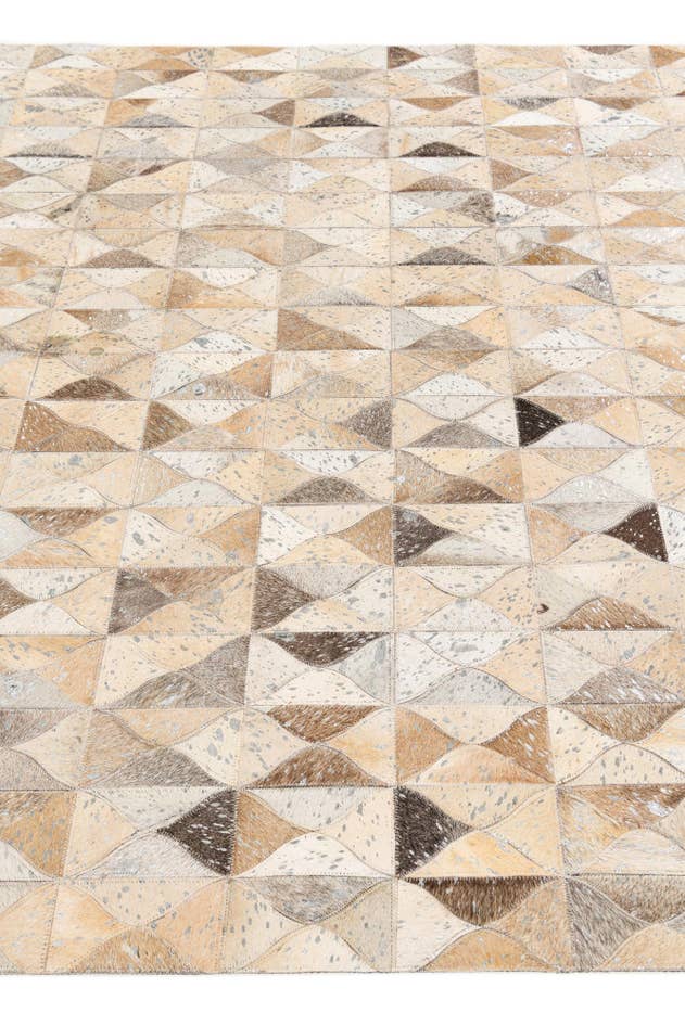 Detail image of 5' 4 x 7' 6 Cowhide Stocks Rug