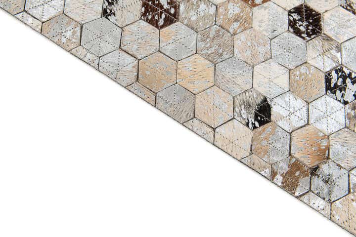 5' 3 x 7' 9 Cowhide Stocks Rug