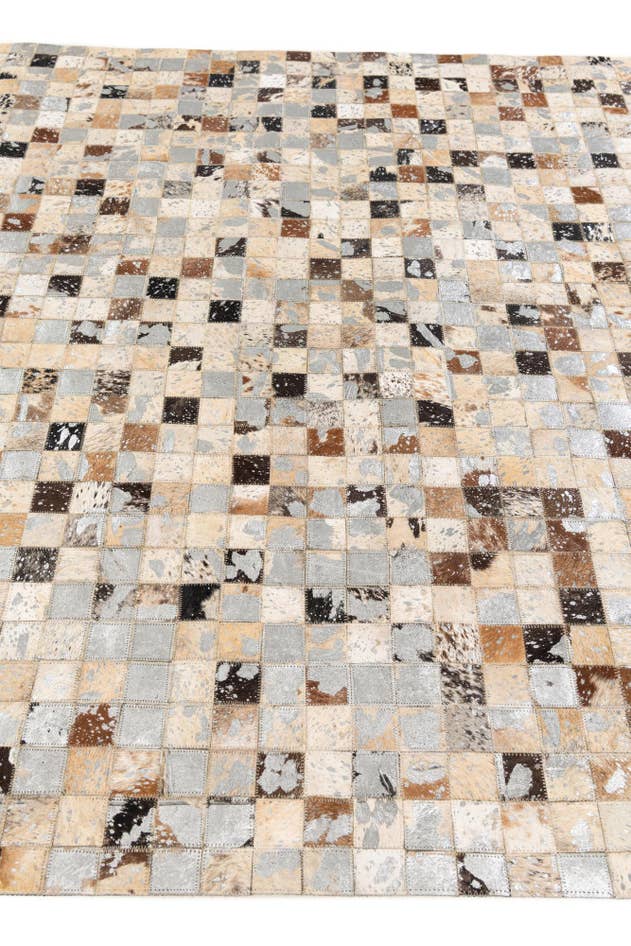 Detail image of 5' 2 x 7' 3 Cowhide Stocks Rug