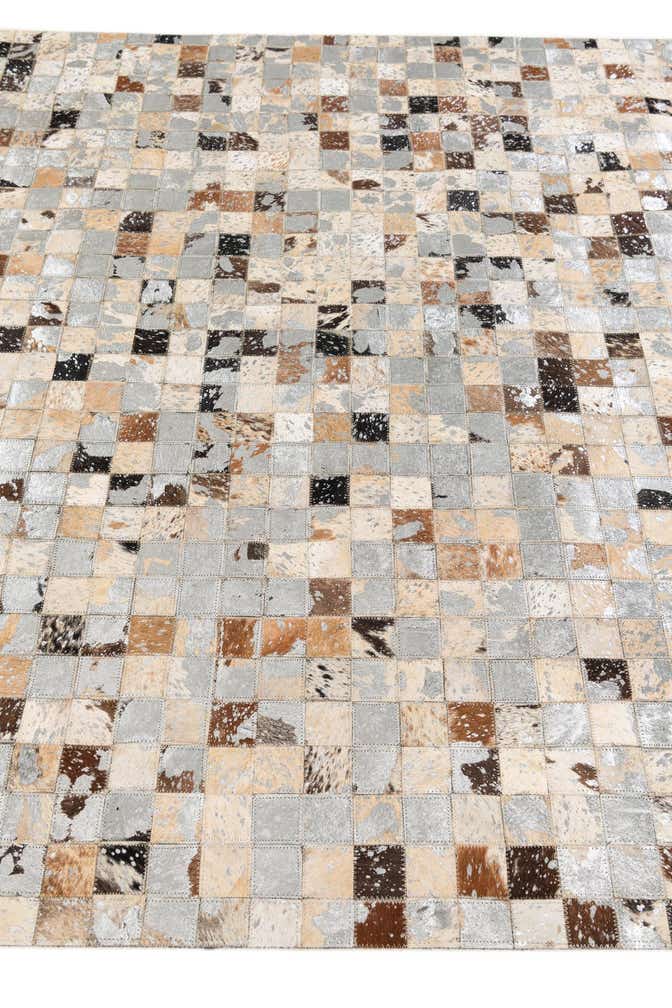 5' x 7' 3 Cowhide Stocks Rug