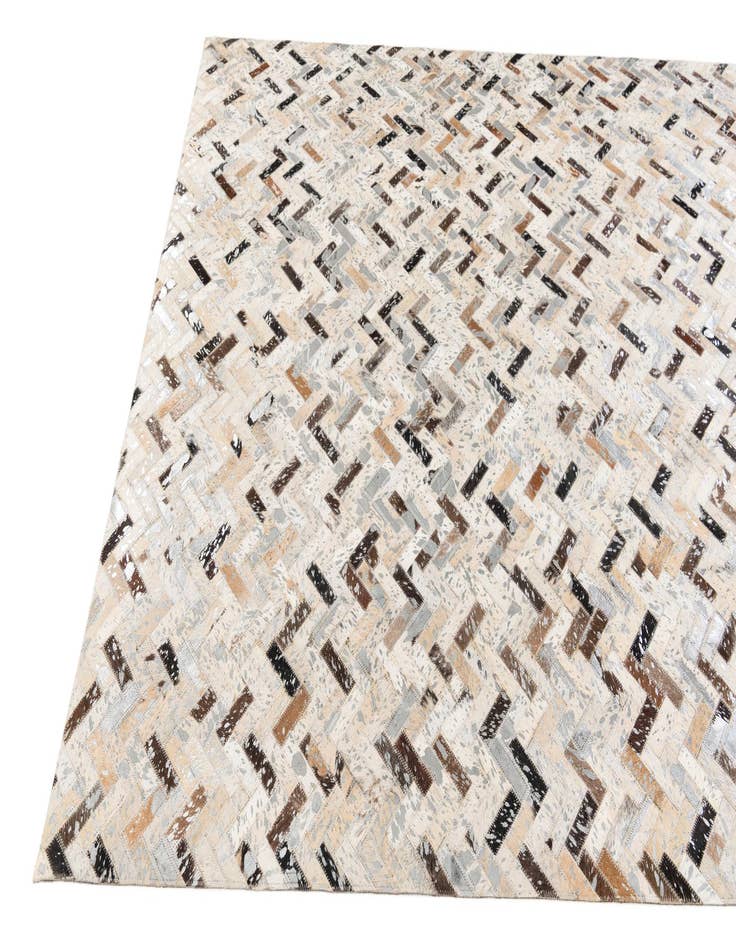Detail image of 5' 3 x 7' 6 Cowhide Stocks Rug