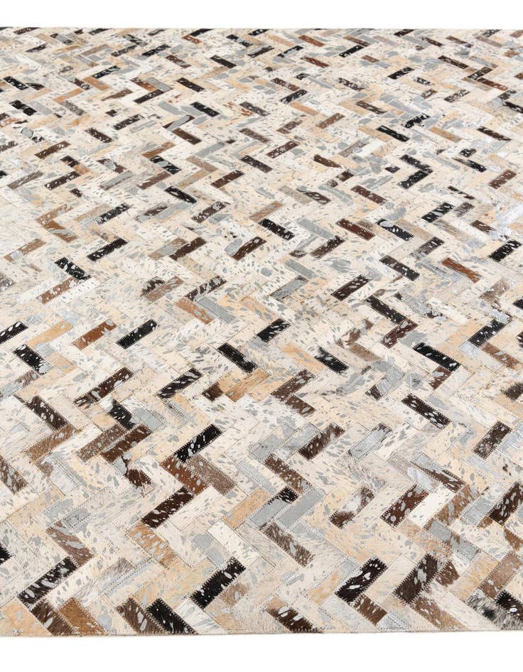 Detail image of 5' 3 x 7' 6 Cowhide Stocks Rug