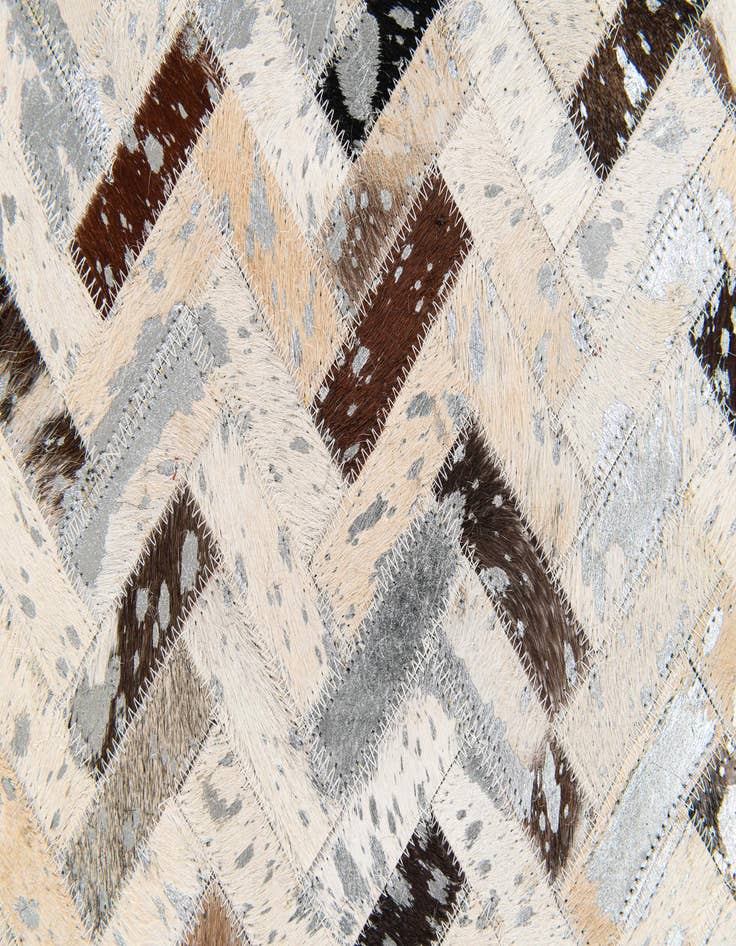 Detail image of 5' 3 x 7' 6 Cowhide Stocks Rug
