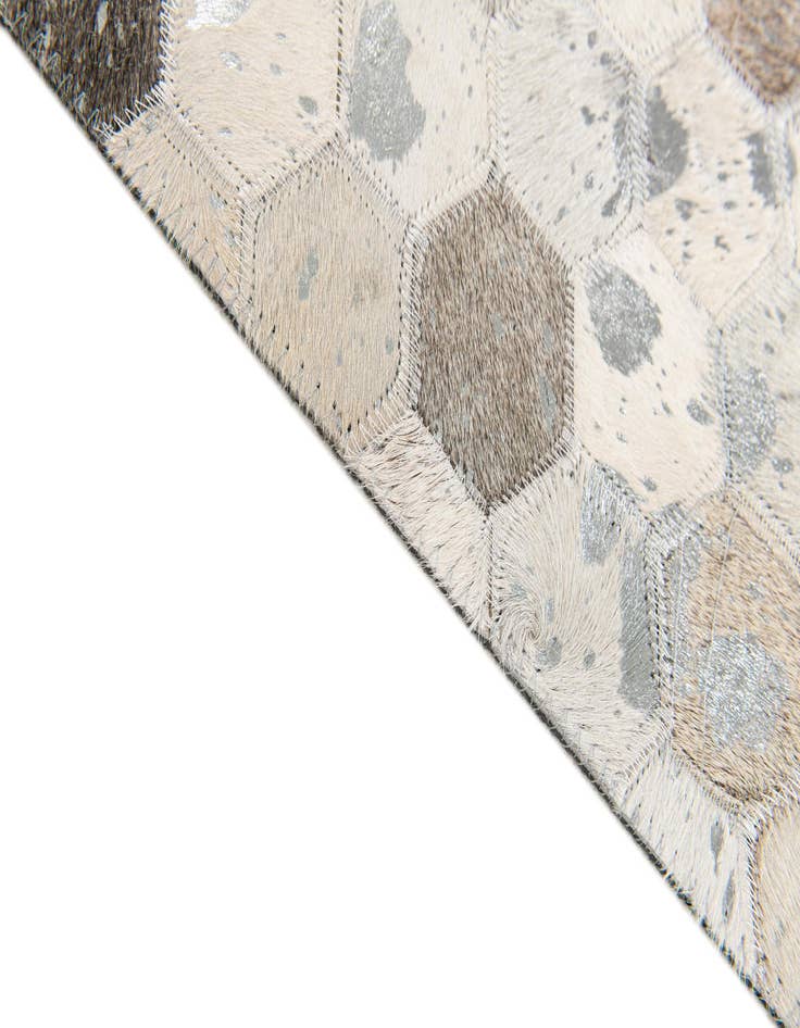 Detail image of 5' x 8' Cowhide Stocks Rug