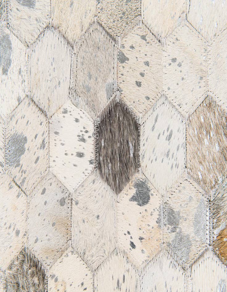 Detail image of 5' x 8' Cowhide Stocks Rug