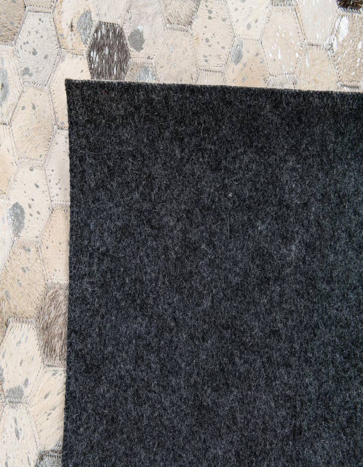 Detail image of 5' x 8' Cowhide Stocks Rug