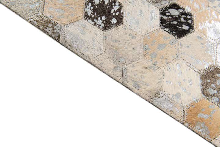 5' 3 x 7' 7 Cowhide Stocks Rug