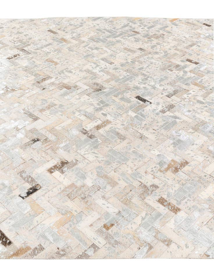 Detail image of 5' 4 x 7' 6 Cowhide Stocks Rug